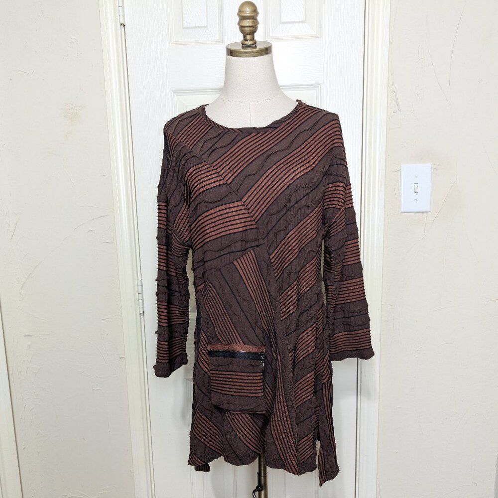 IC by Connie K Textured Fit & Flare Tunic Top Size M Brown Black Striped